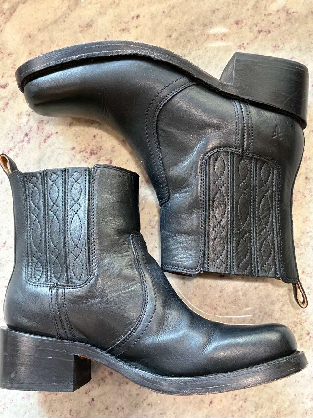 Frye Campus Chelsea Black W’s Size 9 - Picture 4 of 7